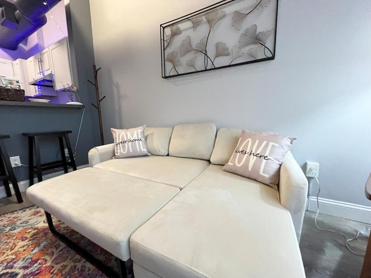 Local Modern Getaway - Ground Floor Apartment Cleveland Bagian luar foto